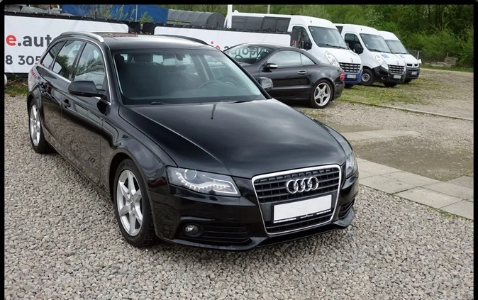 Audi A4 cena 31999 przebieg: 230414, rok produkcji 2011 z Złocieniec małe 211